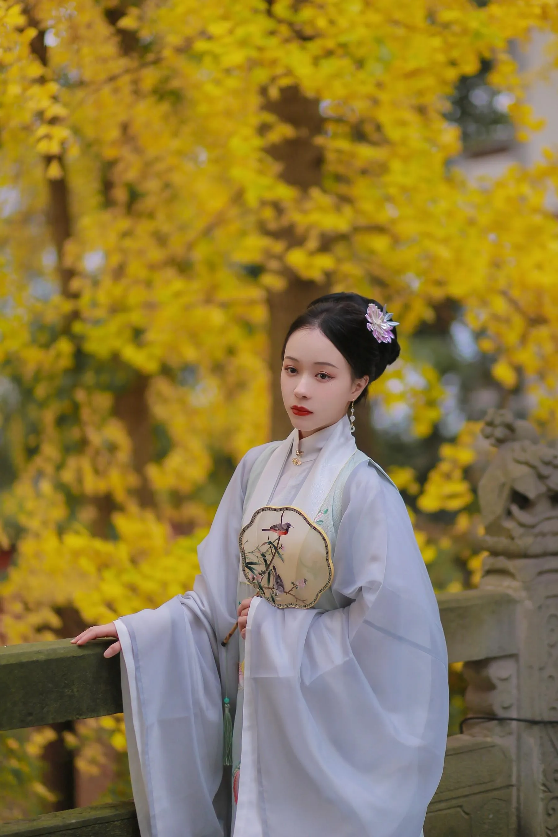 [YITUYU艺图语]2022.02.17 银杏歌 花泽阮阮 [35P]插图